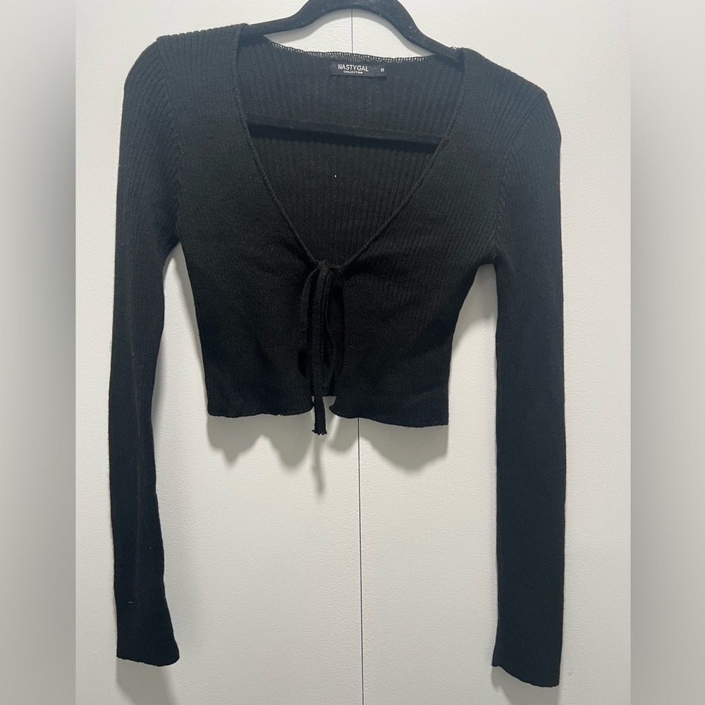 Nasty Gal// Front Tie Cropped Cardigan-Black